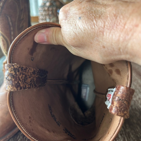 Tony Lama Brown Western Boots - Picture 11 of 11